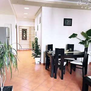 city-center-apartment-galeria.albaniahotels.org/